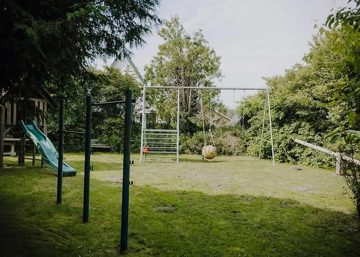 Βίλα Friesenpark 8